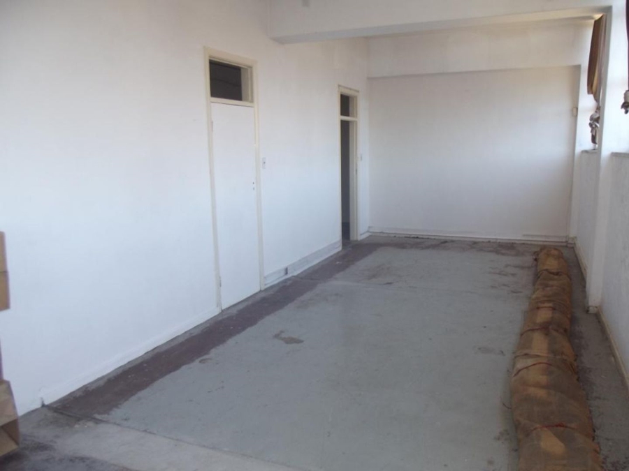  Bedroom Property for Sale in Observatory Western Cape